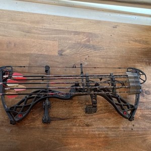 Bowtech Carbon Knight Compound Bow 60lb Draw Weight 29" Draw Length Black