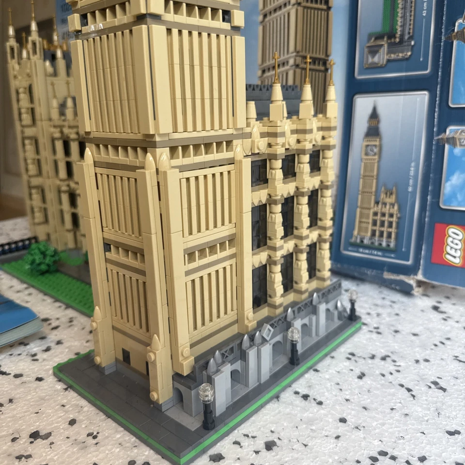 LEGO Creator 10253 Big Ben, photo 4 of 5