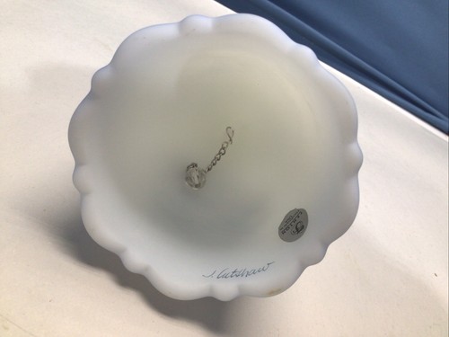 Fenton Glass Bell "A Bluebird in Snowfall" Signed By Artist 0209 of 4500 - Picture 7 of 8