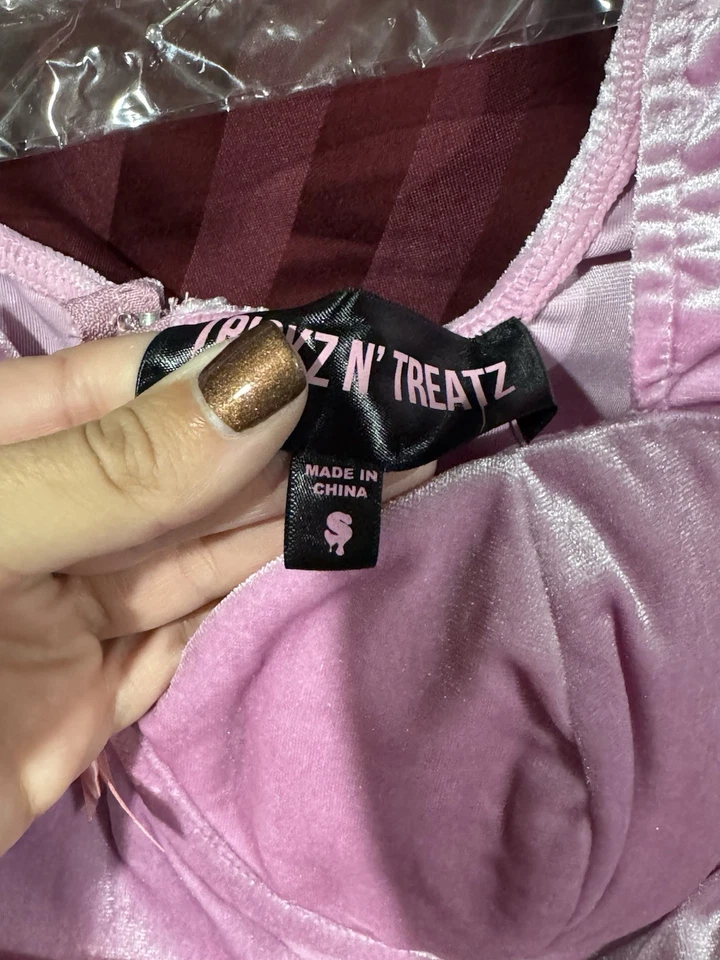 Disfraz Disney Rapunzel Talla S Adulto Nunca Usado con Etiquetas Y Corona Muñecas Kill Foto 2 de 4