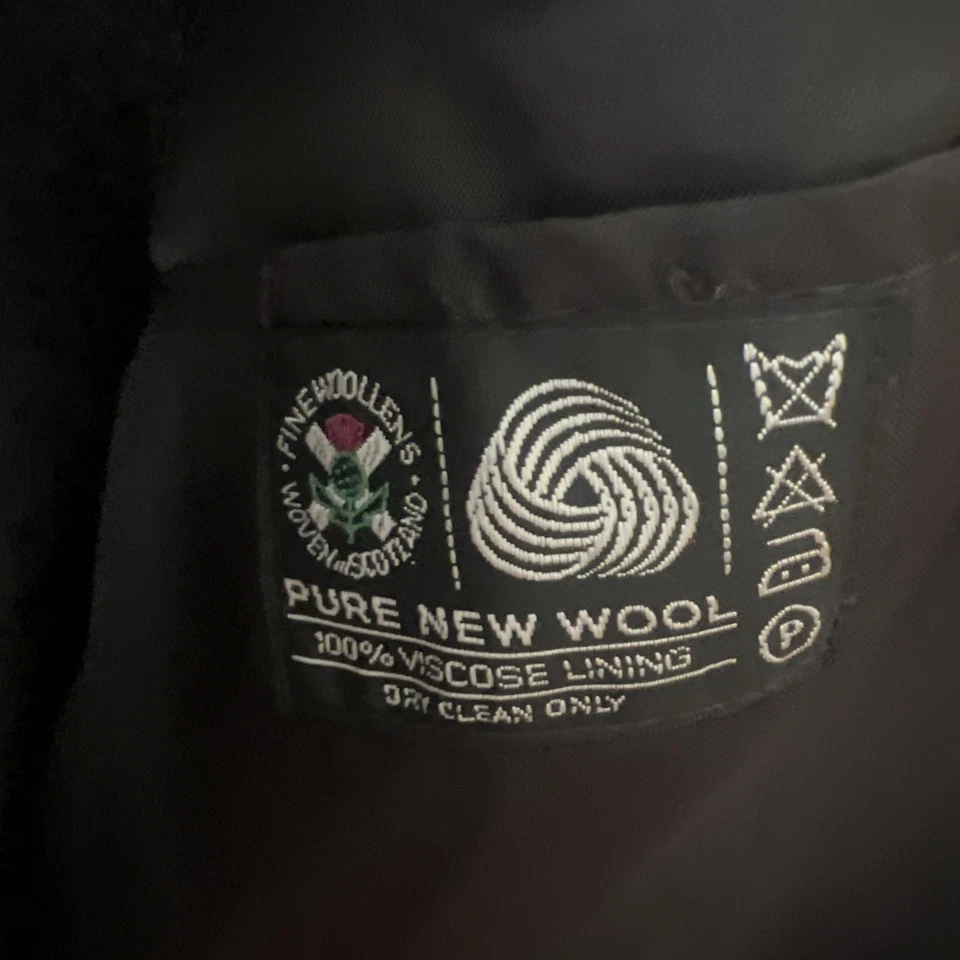 Traditional Red Tartan Check Blazer with Lapel, Scottish, Scotland 44 Long  - Image 4 of 4