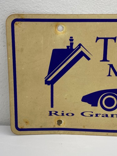 Vintage TU CASA Motor Co. Rio Grande City Texas Novelty License Plate Corvette - Picture 5 of 8