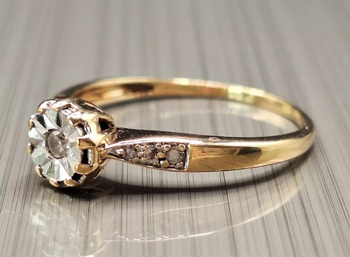 Vintage 9ct Gold Diamond Solitaire with Accents Engagement Ring, Size R 1/2 - Picture 2 of 10