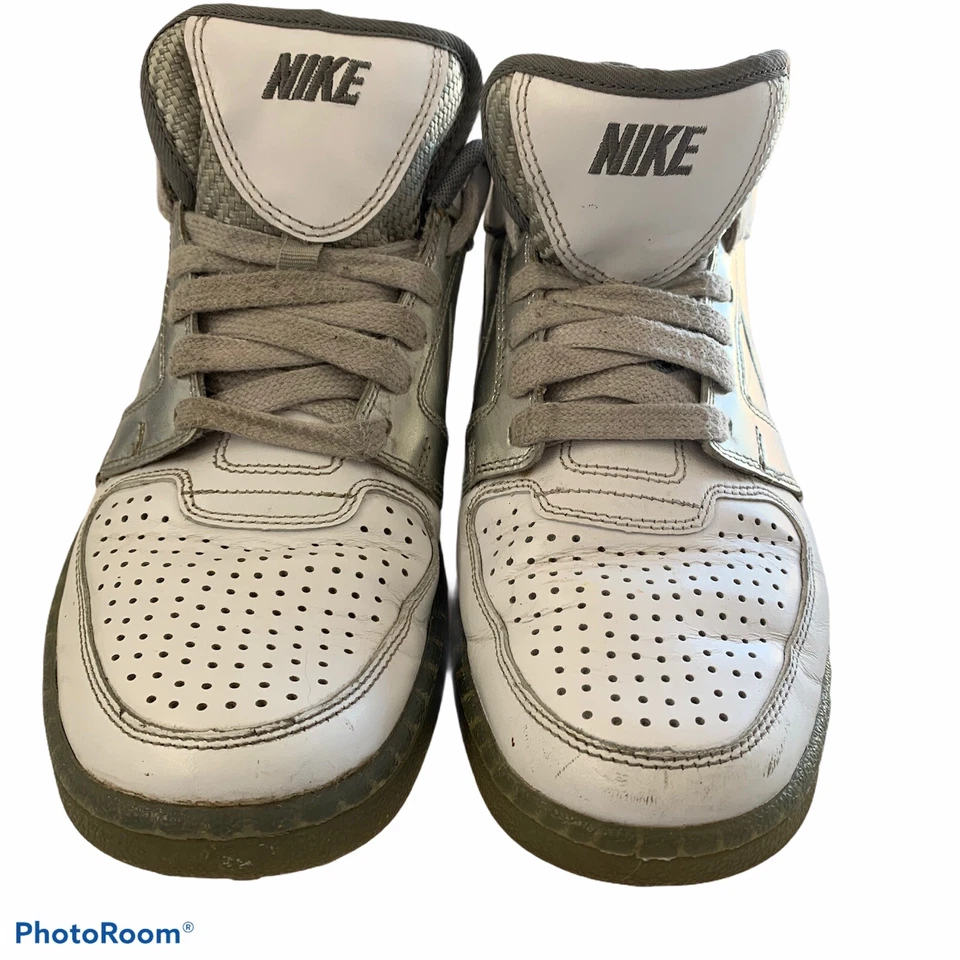 ZAPATOS TROFEO NIKE TRAINER PARA HOMBRE TALLA 10 BARRIDO LIMPIO SUPER BOWL 586064-100. Foto 3 de 4