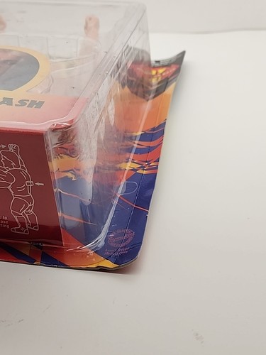 Figura de acción Ric Flair WCW antebrazo Smash 6,5" OSFTM de colección 1998 Kaybee NUEVO - Imagen 5 de 6