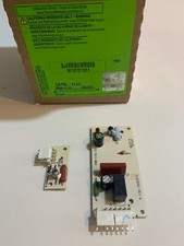 W10757851 / 4389102 Whirlpool Refrigerator Control Board LOC: E2