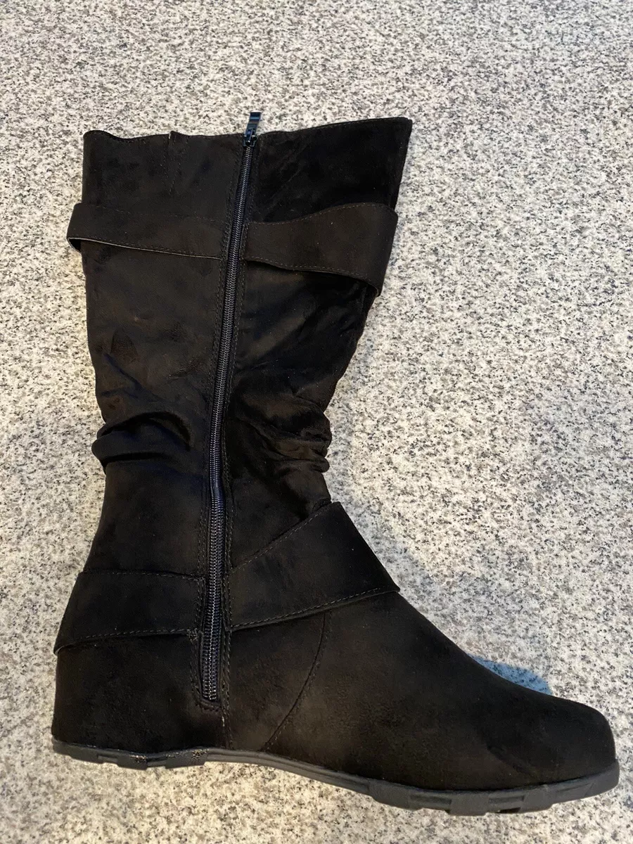 Journee collection hotsell jester boot