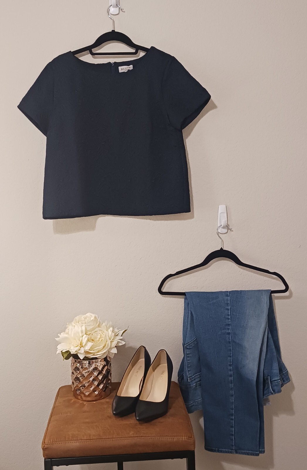 Renvy Dark Navy Blue Womens Crop Top L Short Sleeve Casual Tee-image