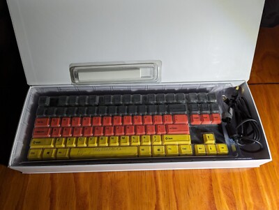 Varmilo VA87M - MX Clears Soccer Germany