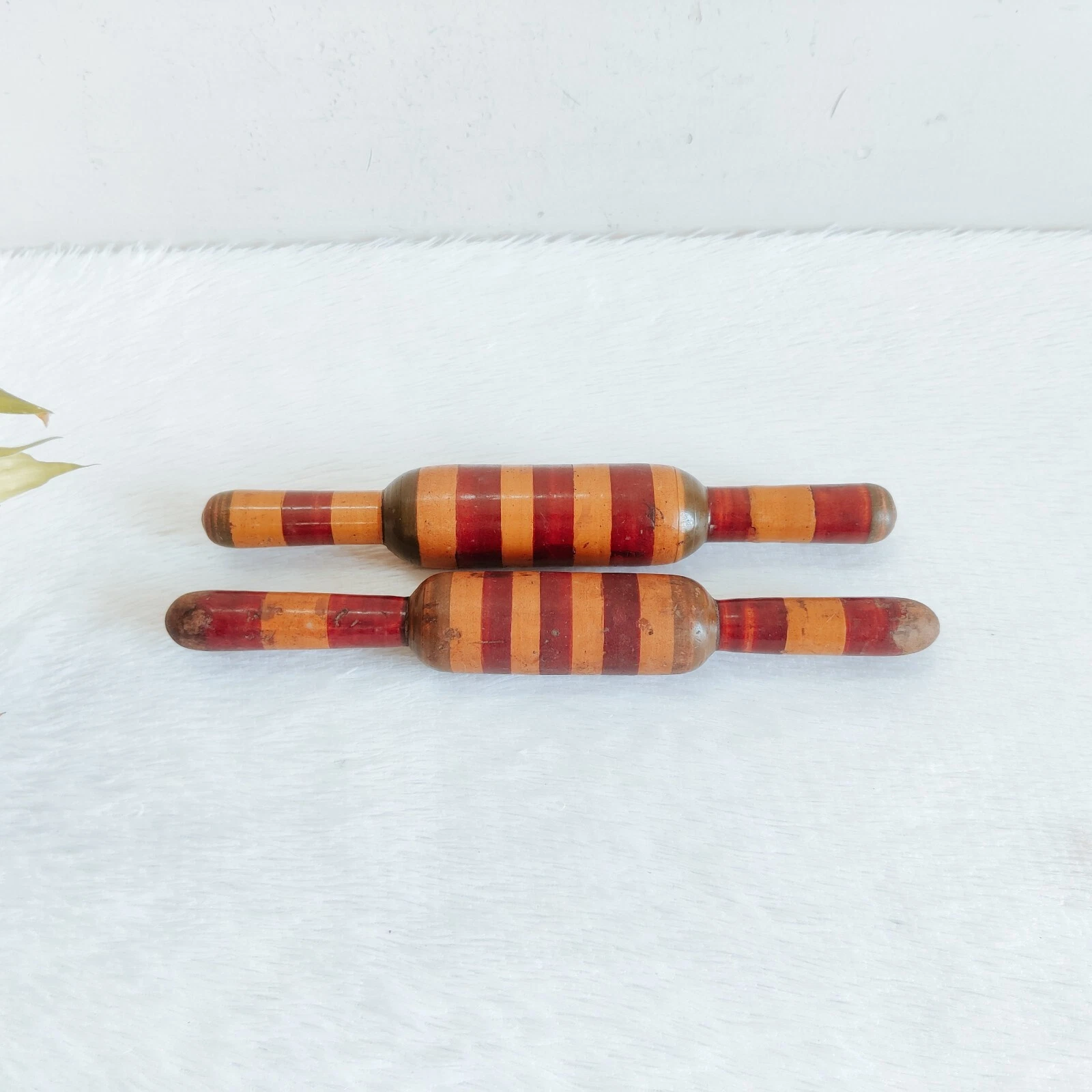 1920 Vintage Handmade Lacquered Tortilla Bread Bakers Wooden Rolling Pin 2Pc W27