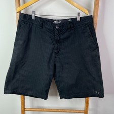 Ripcurl Shorts Mens 36 Black Striped Bermuda Flat Front Casual Outdoor Pockets