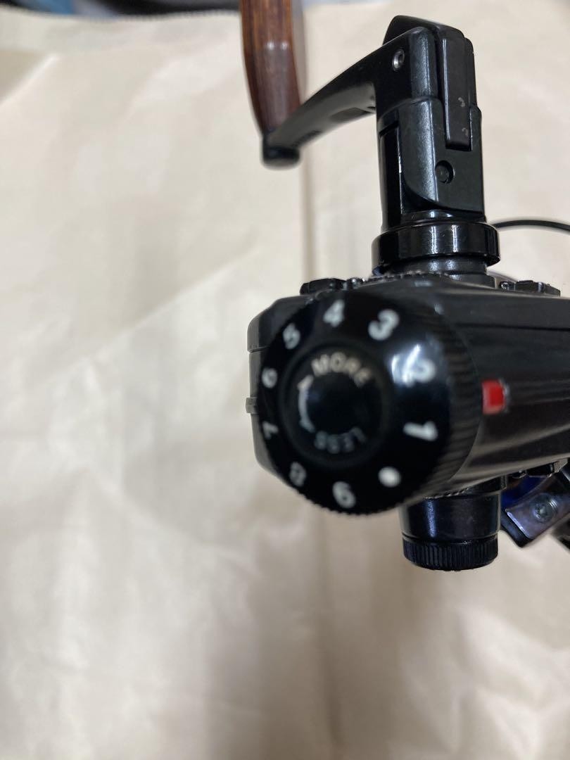 リール Daiwa SS-700LBX Daiwa SS700 Tournament SS Spinning Reel 3BB, 4.9:1, 4/145 6