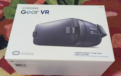 Samsung Gear VR Oculus Virtual Reality Headset GH69-27770D SM-R323 Open box