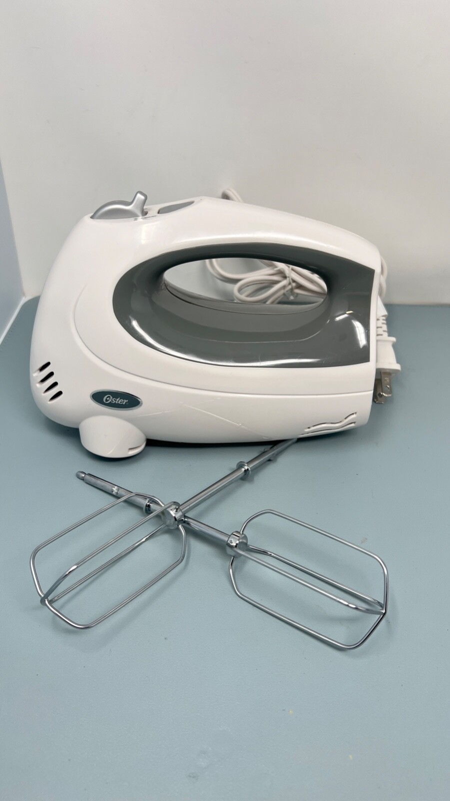Oster Model 2532 6 Speed Hand Mixer White 34264415843 eBay