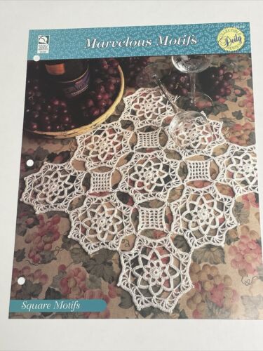 Square Motifs Crochet Doily Pattern House of White Birches - Afbeelding 1 van 5