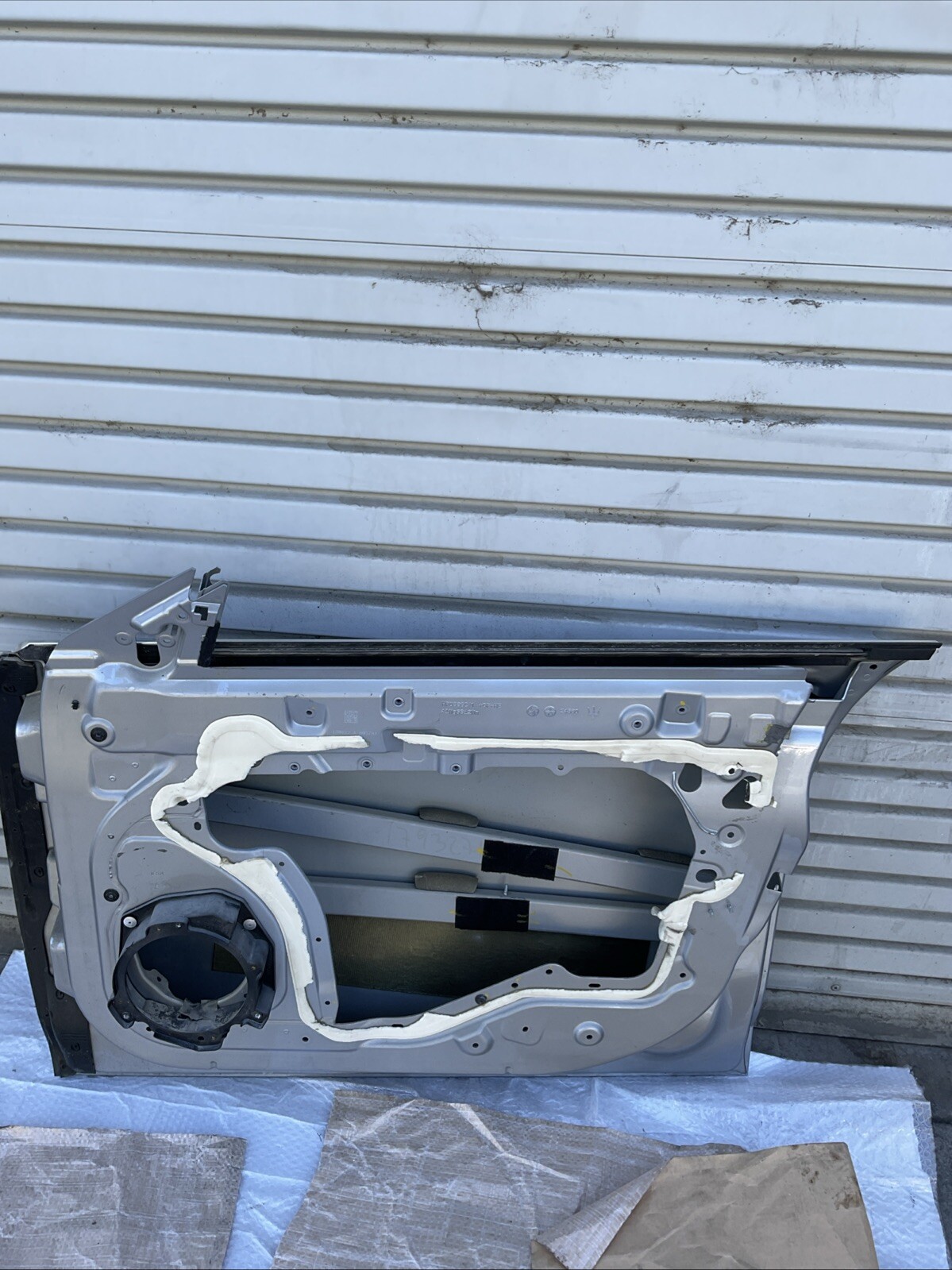 14-20 MASERATI QUATTROPORTE FRONT RIGHT DOOR SHELL OEM SILVER 817/B