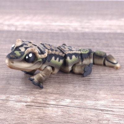 Mini Crested Gecko 3D Printed Articulated Flexi Fidget Toy Gift- Desk Pet