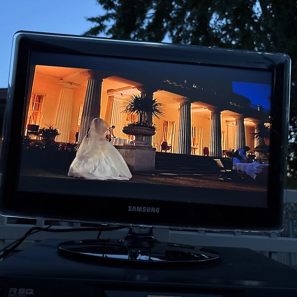 Samsung LN19B650T6D 19" HDTV Television Digital Turner HDMI Very Good Condition - Image 2 of 4