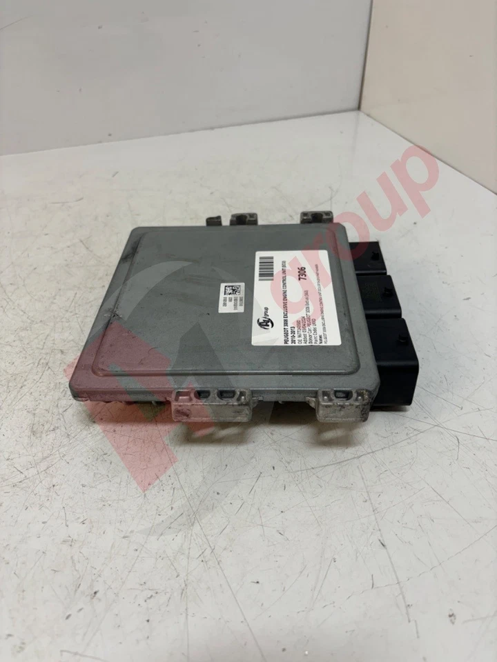 PEUGEOT 3008 EXCLUSIVE ENGINE CONTROL UNIT (ECU) 2010-2013 9677243580 - Image 2 of 4