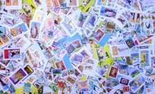 ANIMALS MIXED STAMPS paperfree mixture/Kiloware 3 oz.(84 grams) B2