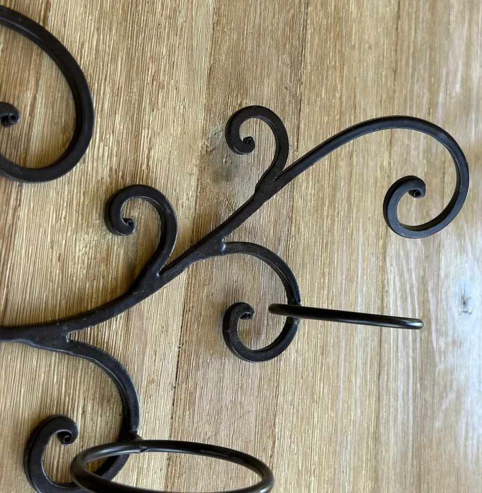 Aplique de pared de hierro forjado 5 candelabros votivos (insertos de vidrio no incluidos) Foto 4 de 4