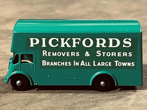 Vintage Matchbox Lesney #46 Pickford Removal Van VNM
