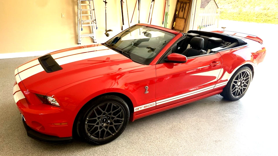 Ford Mustang Shelby GT500 2014 Foto 3 de 4