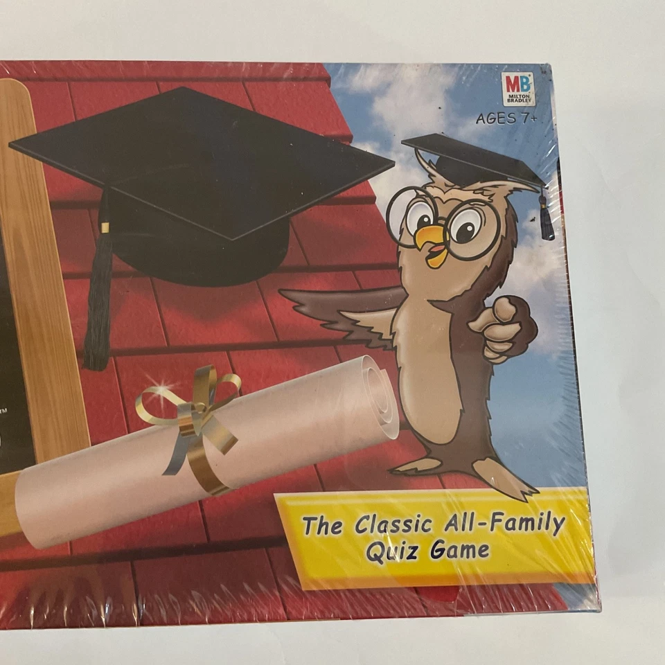 Hasbro Go To The Head Of The Class classic all-family quiz board game 2005 - Image 3 of 4