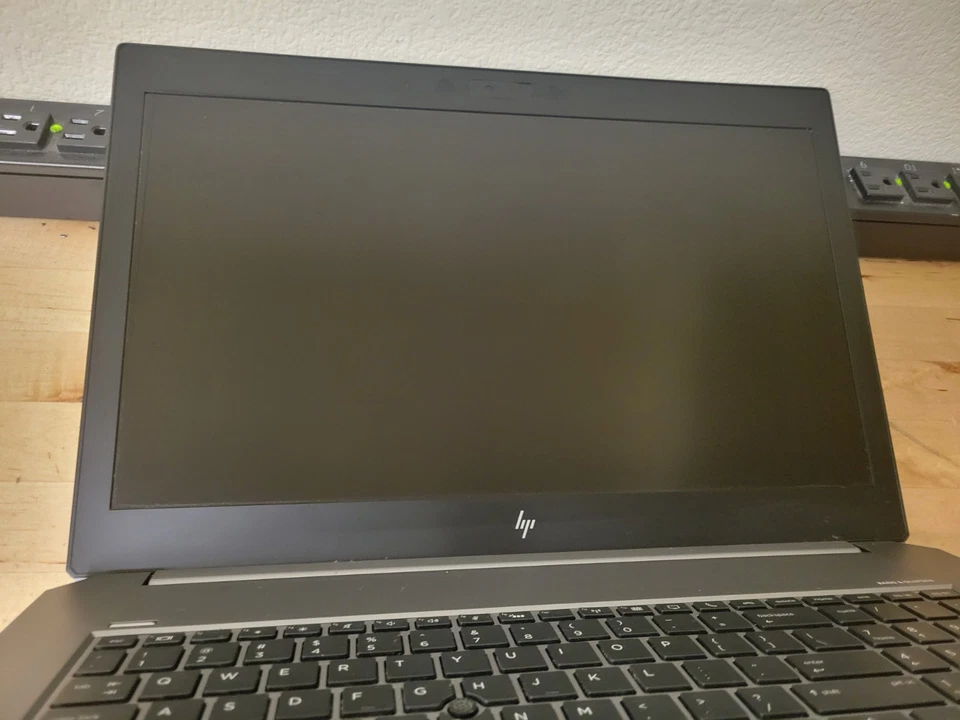 HP ZBook 17 G6 intel i7 9th Gen Laptop READ DESCRIPTION - Image 3 of 4