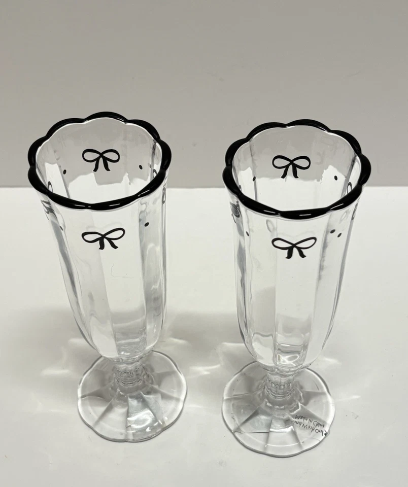 Set of 2- Anthropologie Dupe Croquette Black Bow Short Stem Flutes 8" NEW! - Изображение 3 из 4