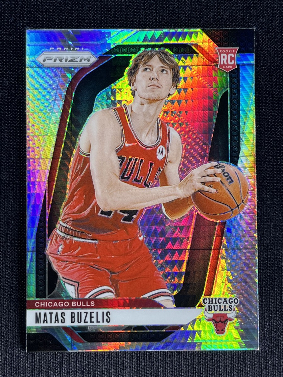 2024-25 Panini Prizm Basketball Matas Buzelis Hyper Prizm Rookie RC Bulls #252