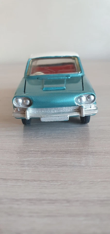 DINKY - TRIUMPH 2000 - NO MEBETOYS POLITOYS MERCURY EDILTOYS CORGI SOLIDO SCHUCO - Immagine 3 di 4