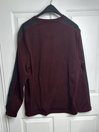 Van Heusen Flex Sweater Men’s Large Crewneck Long Sleeve Maroon + Gray Stripe - Picture 2 of 7