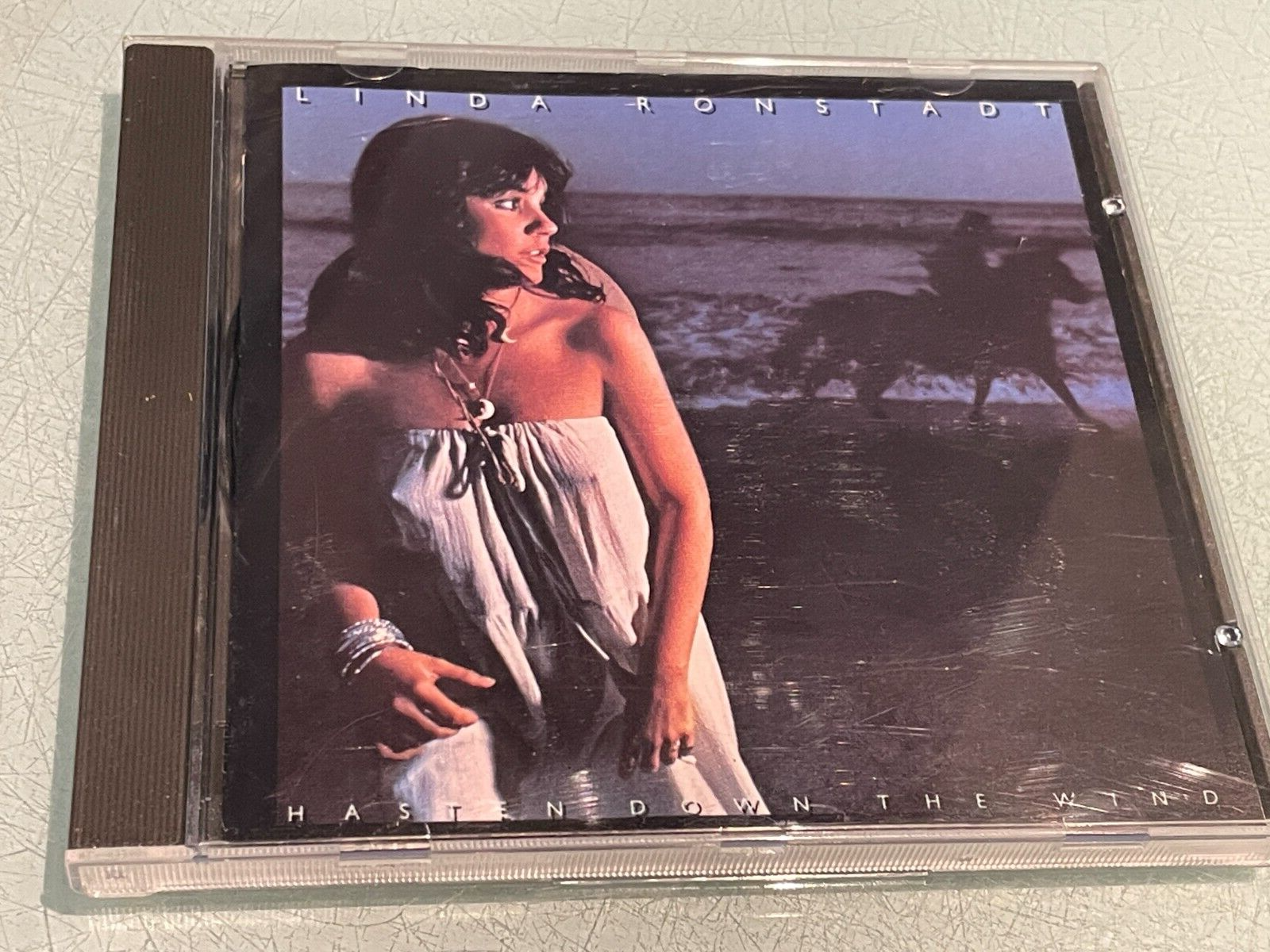 Linda Ronstadt - Hasten Down The Wind - CD Album - 1976 Elektra/Asylum Records