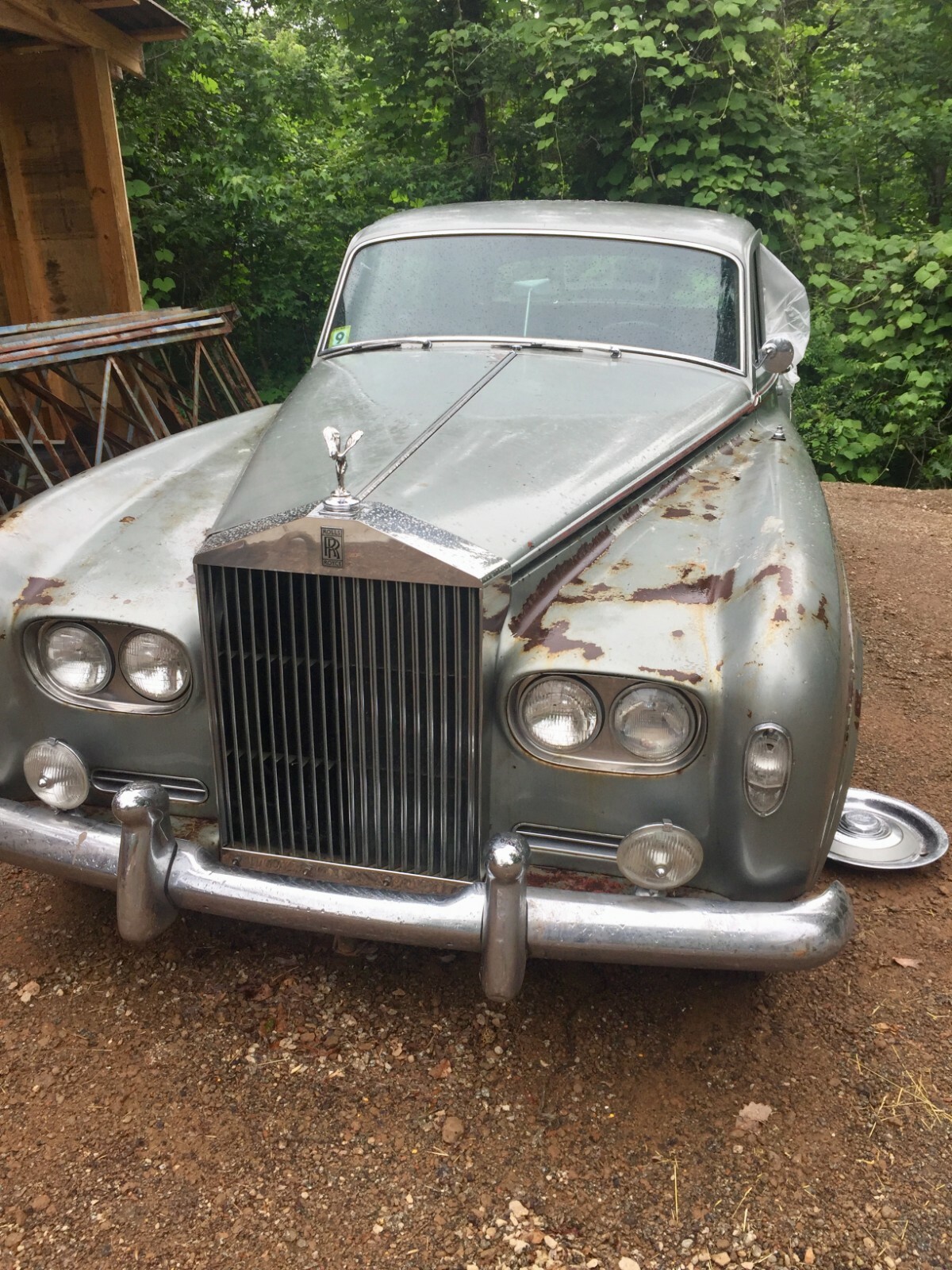 BENTLEY 1955-1965 B MASCOT. THE WORLDS LARGEST ROLLS ROYCE USED PARTS INVENTORY