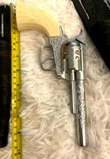 Vintage Esquire Novelty Company Cap Gun with Left  Right Holsters