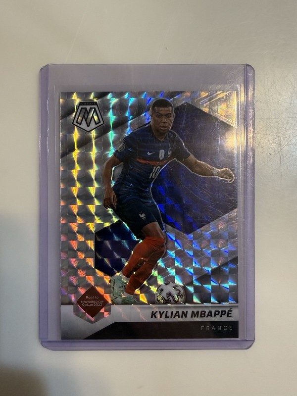2021-22 Panini Mosaic FIFA Road to World Cup Kylian Mbappe #6 Silver Prizm