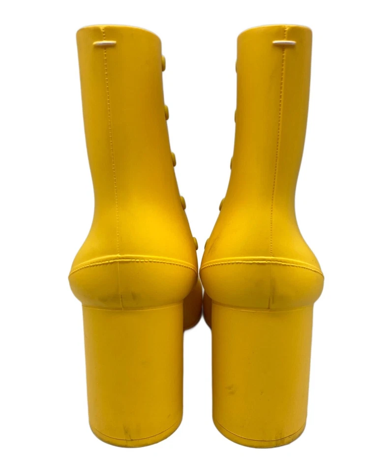 Botas Tabi de Goma Maison Margiela, Mostaza, Para Mujer, Talla: EU 36 Foto 4 de 4