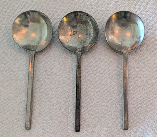 Set of 3 Antique 17th century Primitive Pewter Spoons w/ crown marking (M14)