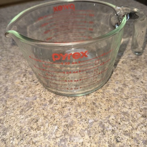 Vintage Pyrex Open Handle 4-Cup 1-Quart Red Lettering Glass Measuring Cup US EUC
