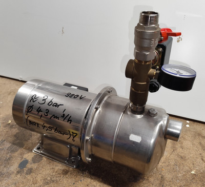 EBARA JE 150 Edelstahlpumpe 1,1 KW - 380V - Made in Italy