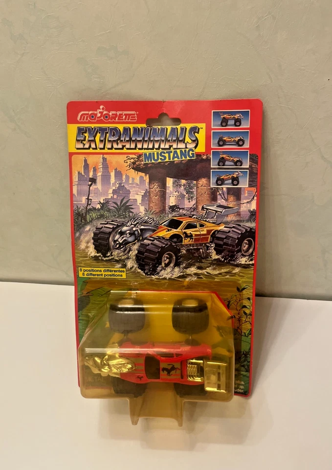 Figure voiture Majorette Mustang 1988 extranimals metal used blister vintage - Photo 1/4