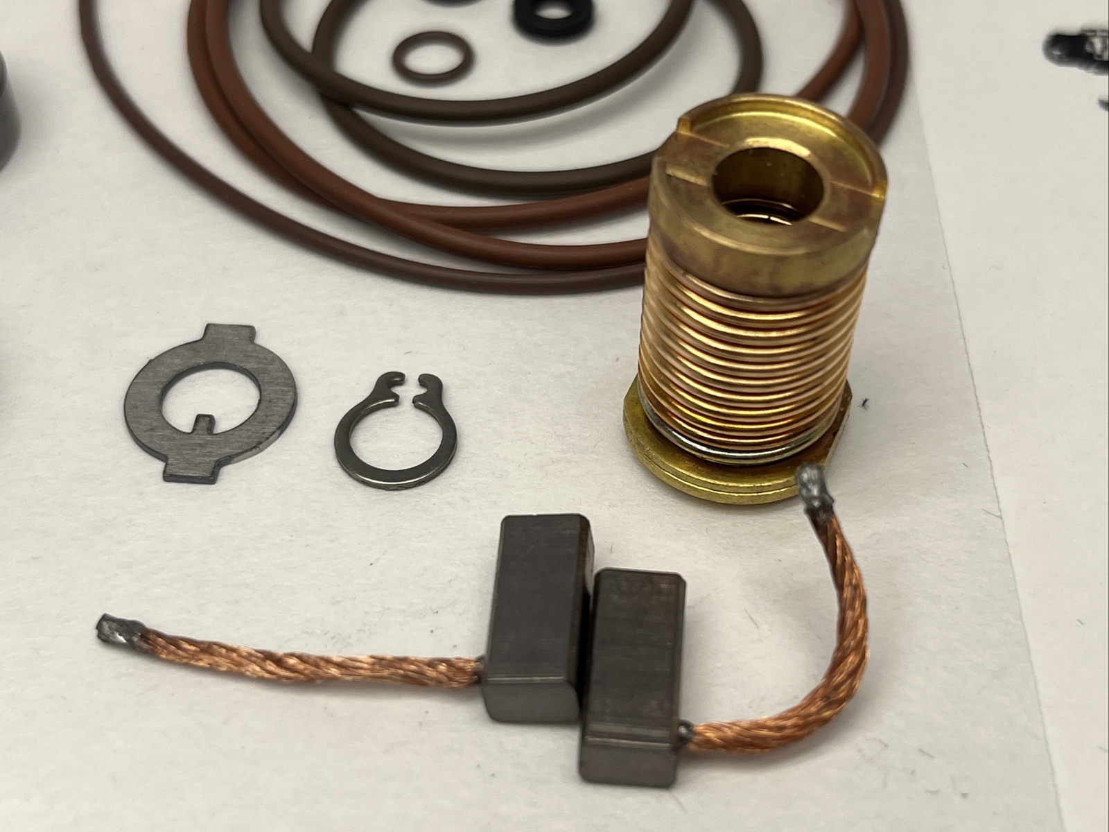 LONG STYLE FUEL PUMP REBUILT KIT Bosch W108 W111 W113 0010913401