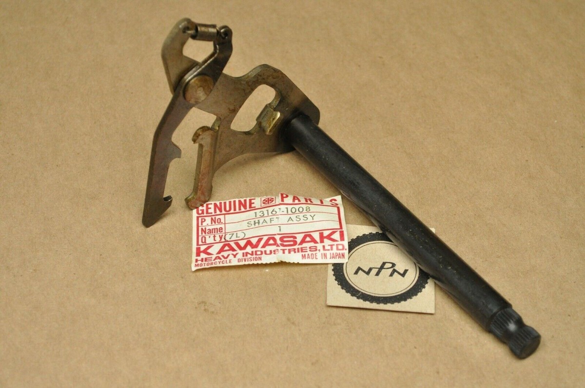 NOS OEM Kawasaki 1977-79 KE250 Gear Shift Change Shaft Assembly