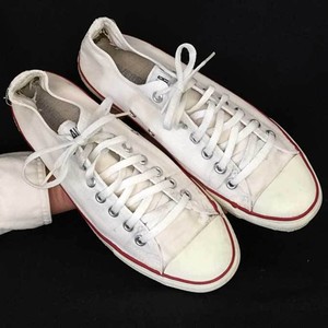 white converse 9.5