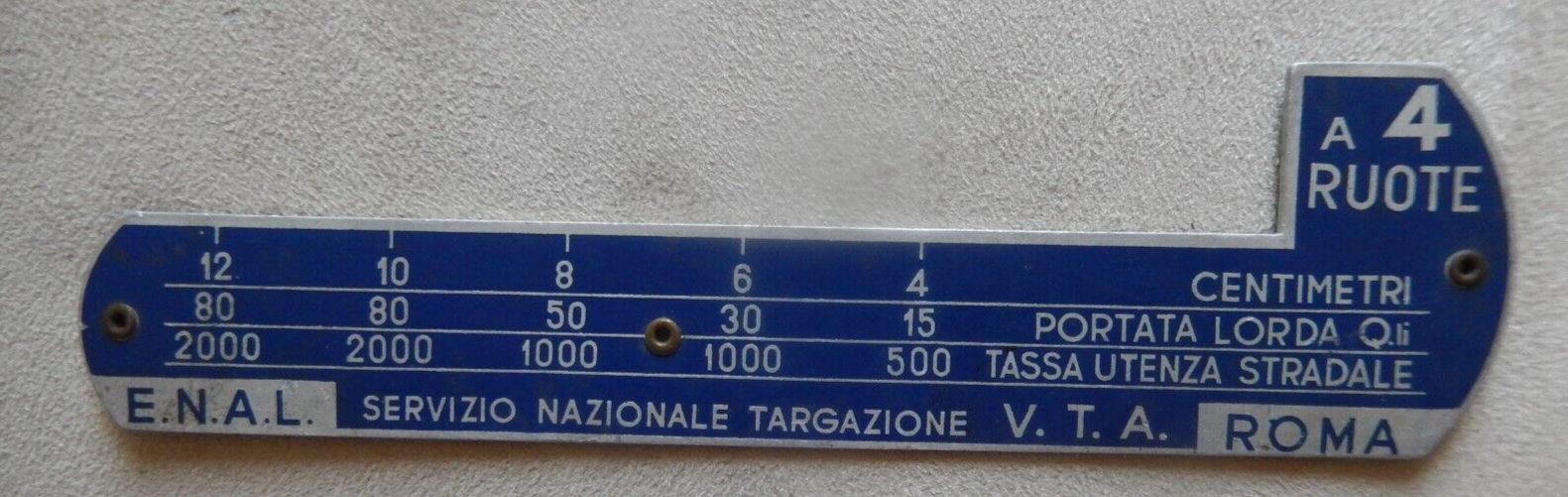 Foto 1 di 2