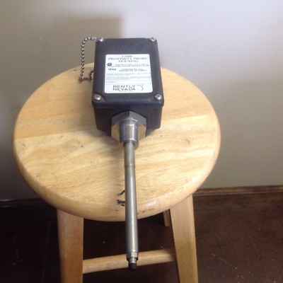 Bently Nevada 3100 Proximity Housing Probe. 3100-28-10-00-062-03-02