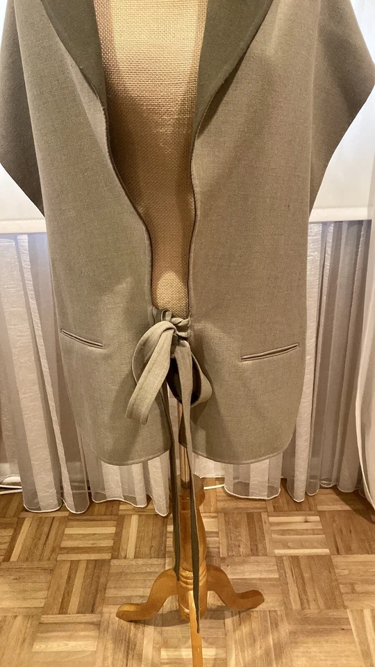 JEAN PAUL GAULTIER FEMME FABULOUSVEST,双色,独特的精致风格,优秀 — 第 2/4 张图片