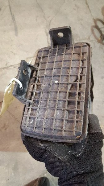 Nissan 07-12 Versa Sentra 09-14 cubo bote de vapor de combustible 1,8 L Foto 4 de 4