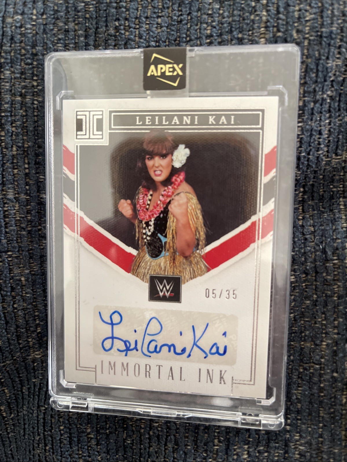2023 Panini Impecable WWE Leilani Kai Immortal Ink Autograph Auto /35 view 2